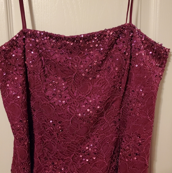 Formal Dress - Picture 4 of 4